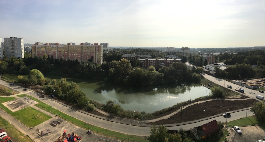 Тарычевский пруд и советский застрой напротив ЖК "Зеленые Аллеи"